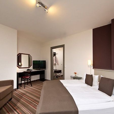 Leonardo Inn Hotel Hamburg Airport Kültér fotó